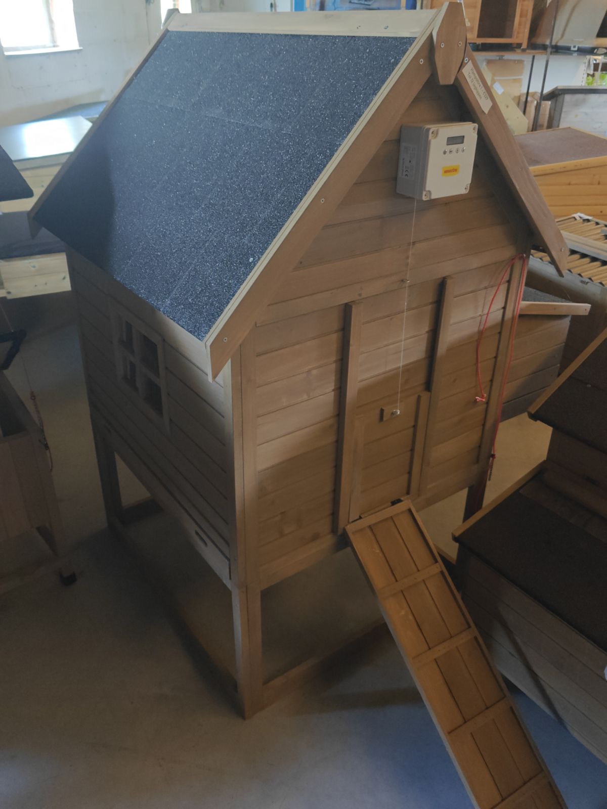 Hampshire 1 toonmodel met BENE toestel GEMONTEERD.